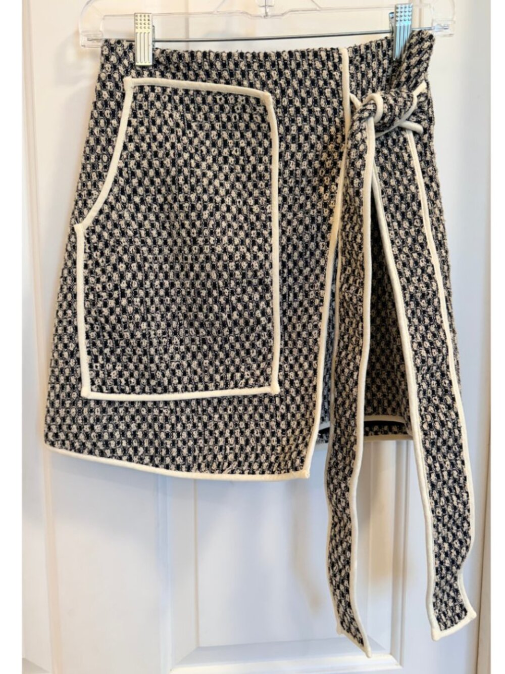 C/MEO Collective Your Everything Wrap Skirt NWT Black Cream Size S